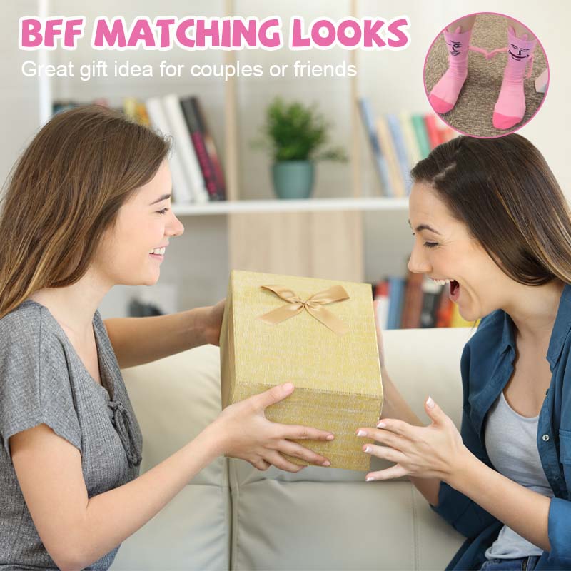 🧲 Magnetic Bunny Hand-Holding Socks – Playful, Cool & So You!